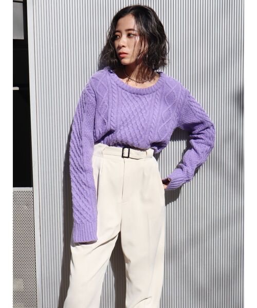 EVRIS（エヴリス）の「クロップドケーブルニットトップス（ニット/セーター・レディース・ブラウン/パープル/アイボリー・FREE）」の16枚目の写真