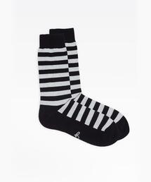 細ボーダー ソックス