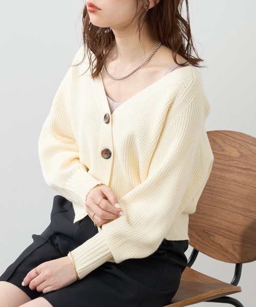 natural couture（ナチュラルクチュール）の「もちもちプチプラアイレットカーディガン（カーディガン/ボレロ・レディース・イエロー/ラベンダー/オフホワイト/ブラック/ベージュ/グレー・FREE）」の2枚目の写真
