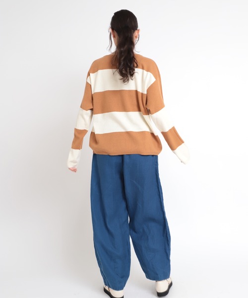 RNA-N（アールエヌエーエヌ）の「K2577 コットンリネンビッグボーダーニットプルオーバー（ニット/セーター・レディース・ブルー/ライトブラウン/ホワイト×ブラック・MEDIUM）」の6枚目の写真