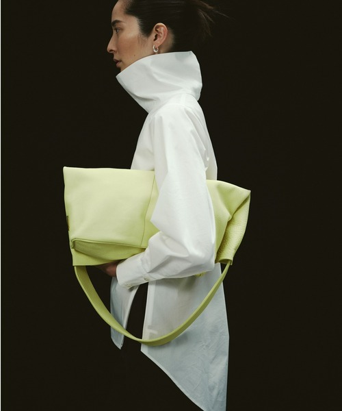 styling/(スタイリング)の「スタンドカラーシャツ(シャツ/ブラウス・レディース・ホワイト/イエロー/ベージュ・FREE)」の2枚目の写真