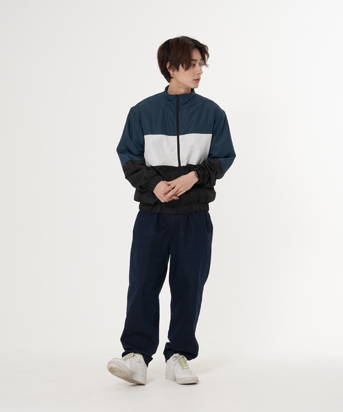 Blue Standard （ブルースタンダード）の「【BLUE STANDARD／ブルースタンダード】撥水 切り替えブルゾン ナイロンパーカー（ナイロンジャケット・メンズ・チャコールグレー/パープル/ブルー/グリーン/グレー系その他/パープル系その他・MEDIUM/LARGE/X-LARGE）」の21枚目の写真