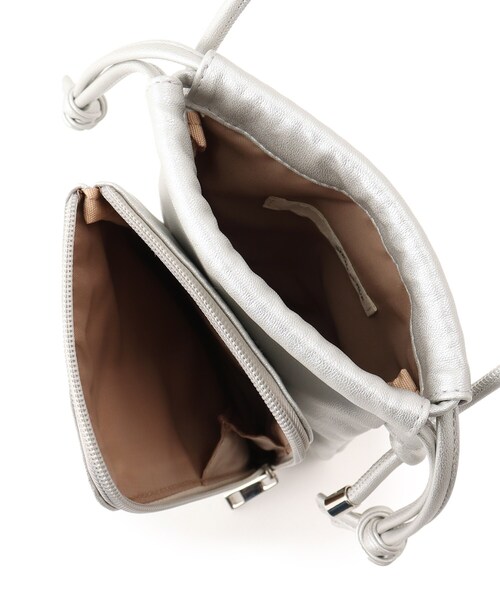 SHOO・LA・RUE（シューラルー）の「◆ドッキング巾着ミニショルダー（ショルダーバッグ・レディース・ベージュ/ブラック/シルバー/カーキ・00）」の5枚目の写真