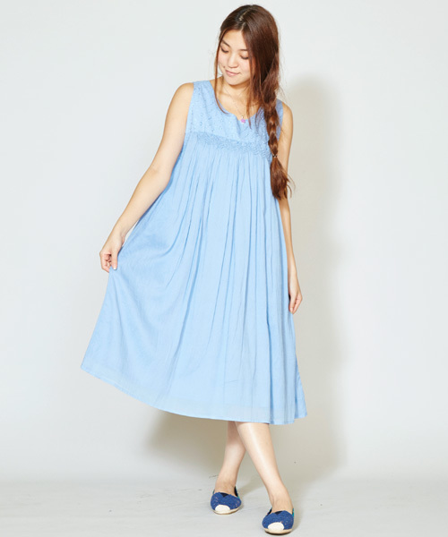 チャイハネ(チャイハネ)の「【チャイハネ】スモーネワンピース(ワンピース・レディース・ブラック/パープル/ホワイト/レッド/イエロー系その他/ライトグリーン/ミント/スカイブルー/ライトピンク/イエロー/ラベンダー/ライトパープル/ブルー/ネイビー/ピンク/サーモンピンク/レモンイエロー/ライトブルー/ブラック×ブラック・FREE)」の7枚目の写真