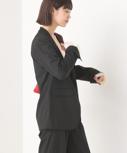 OMNES（オムネス）の「TRストレッチ ノーカラージャケット（ノーカラージャケット・レディース・ブラック/ベージュ/グレー・M/L）」の14枚目の写真