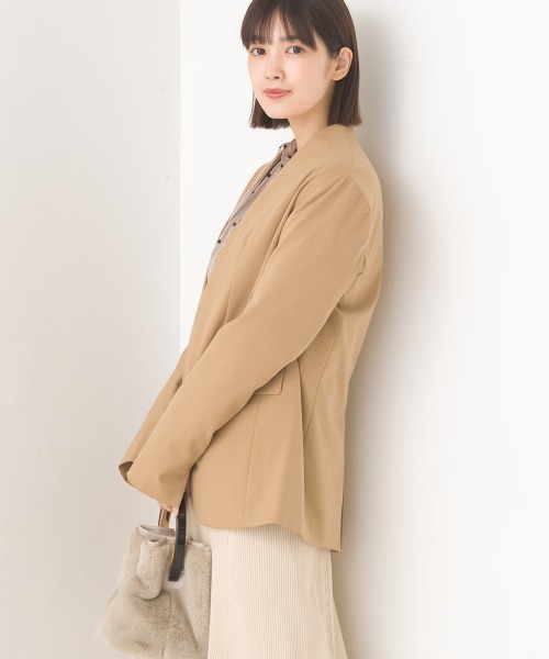 OMNES（オムネス）の「TRストレッチ ノーカラージャケット（ノーカラージャケット・レディース・ブラック/ベージュ/グレー・M/L）」の5枚目の写真