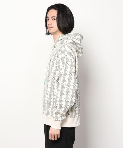 LACOSTE L!VE（ラコステライブ）の「ラコステライブ モノグラムスウェットパーカ（パーカー・メンズ・ホワイト×グリーン・S/M/L/XS）」の2枚目の写真