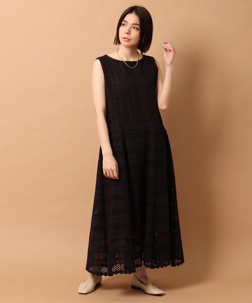 DRESSTERIOR（ドレステリア）の「◇シフリー刺繍フレア