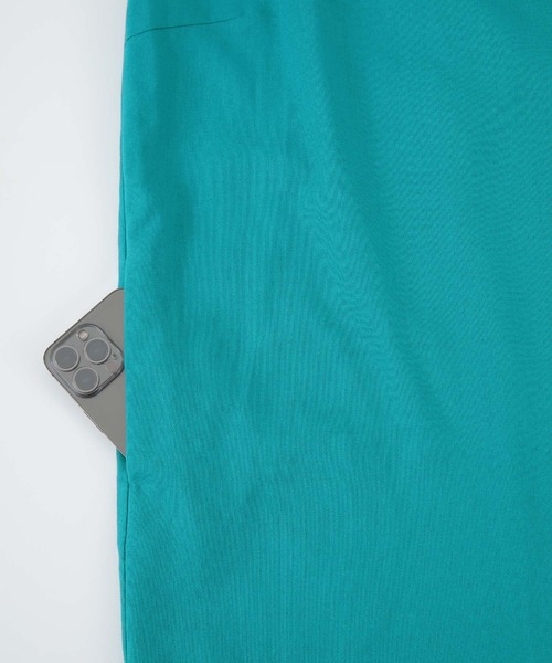 UR'S（ユアーズ）の「ノースリーブコクーンロングワンピース（ワンピース・レディース・ベージュ/ブルー/レッド/ブラック/オレンジ系その他/ターコイズブルー/ナチュラル・S/M/L）」の8枚目の写真