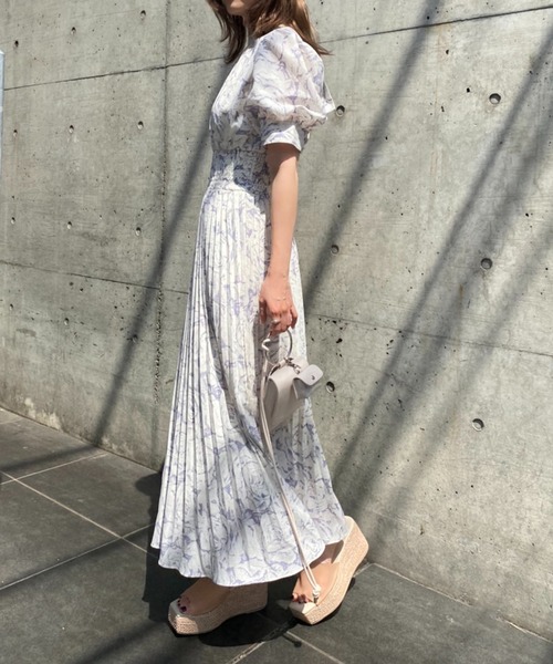 one after another NICE CLAUP（ワンアフターアナザーナイスクラップ）の「PVC厚底サンダル（サンダル・レディース・アイボリー/クリア/ライトピンク・S/M/L）」の4枚目の写真