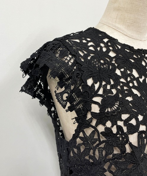 PICCIN(ピッチン)の「【セットアップ着用可能】総レースフレンチタック袖ブラウス(シャツ/ブラウス・レディース・ホワイト/ブラック・M)」の9枚目の写真