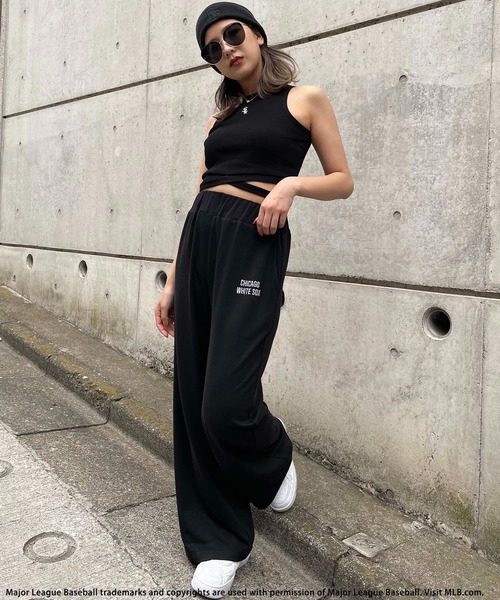 BACK TO THE FIELD(バック トゥー ザ フィールド)の「【MLB】フロントクロスタンク×リラックスワイドパンツセットアップ(ワンピース・レディース・ブラック/オレンジ系/ホワイト系・FREE)」の15枚目の写真
