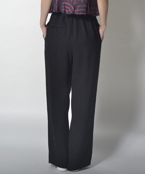 AMERICAN RAG CIE（アメリカンラグシー）の「レーヨン×トリアセイージーワイドパンツ（その他パンツ・レディース・ブラック・FREE）」の12枚目の写真