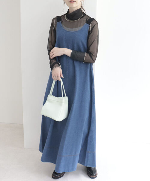 fredy emue（フレディエミュ）の「バックデザインデニムフレアジャンスカ（ジャンパースカート・レディース・ブラック/ブルー・38）」の7枚目の写真