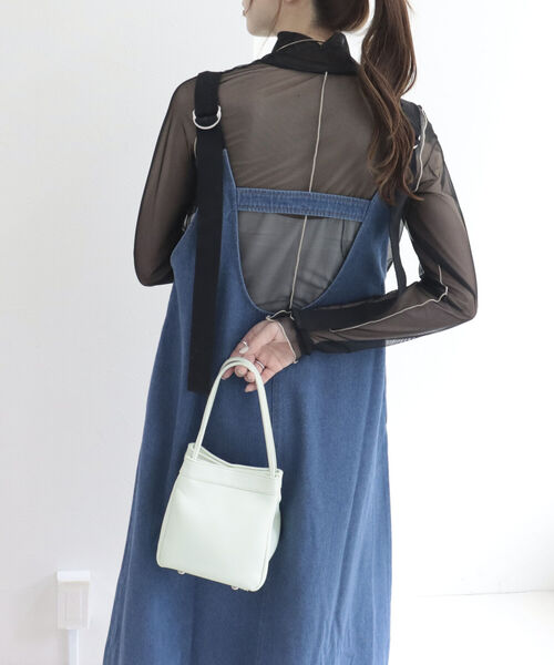 fredy emue（フレディエミュ）の「バックデザインデニムフレアジャンスカ（ジャンパースカート・レディース・ブラック/ブルー・38）」の9枚目の写真