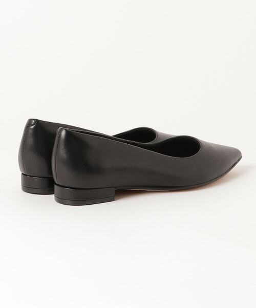 Clarks（クラークス）の「【ネット限定】 Laina15 Step / ライナ15ステップ（ブラックレザー）（パンプス・レディース・ブラック・UK5.5/UK6/UK3.5/UK4/UK5/UK3/UK4.5）」の2枚目の写真
