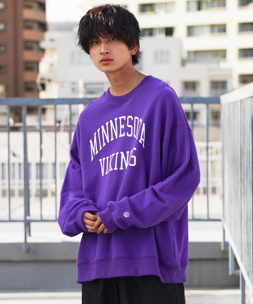 re_k by JUNRED（レクバイジュンレッド）の「re_k by JUNRED / NFLバルーンBIGクルーネックスウェット（スウェット・メンズ・パープル/グレー/モスグリーン/レッド系その他2・S/M/L）」の2枚目の写真