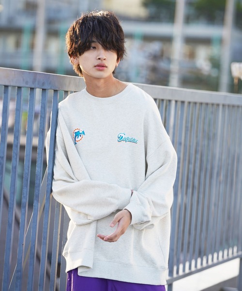 re_k by JUNRED（レクバイジュンレッド）の「re_k by JUNRED / NFLバルーンBIGクルーネックスウェット（スウェット・メンズ・パープル/グレー/モスグリーン/レッド系その他2・S/M/L）」の3枚目の写真