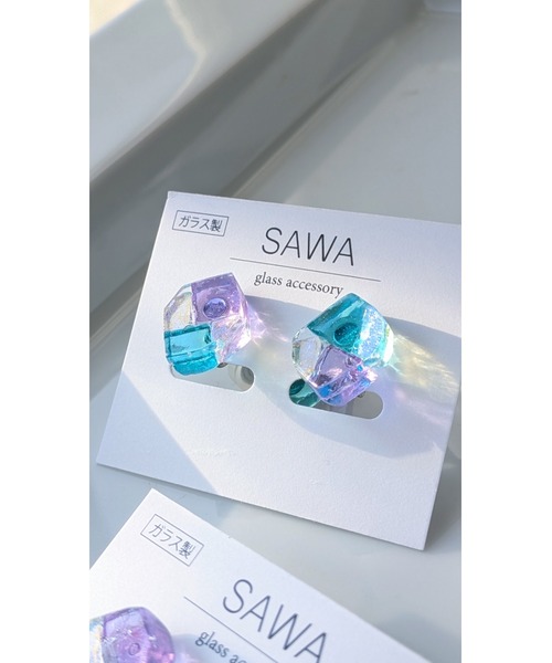 tone(トーン)の「【sawa】多角形イヤリング(台形)(MA)(イヤリング・レディース・パープル系その他/ラベンダー/ブルー系その他・FREE)」の6枚目の写真
