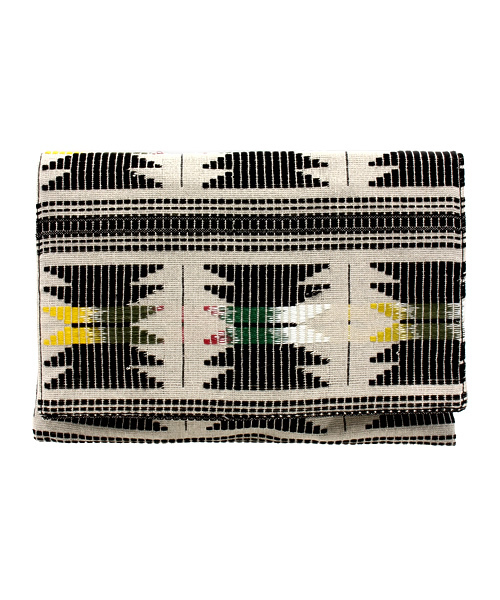 B:MING by BEAMS（ビーミングバイビームス）の「＜InRed 6月号掲載＞AVANI / バティッククラッチ（クラッチバッグ・レディース・ブラック/ピンク・ONE SIZE）」の4枚目の写真