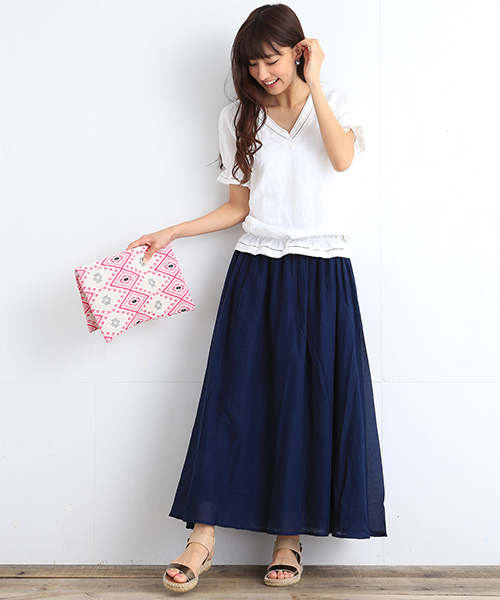 B:MING by BEAMS（ビーミングバイビームス）の「＜InRed 6月号掲載＞AVANI / バティッククラッチ（クラッチバッグ・レディース・ブラック/ピンク・ONE SIZE）」の11枚目の写真