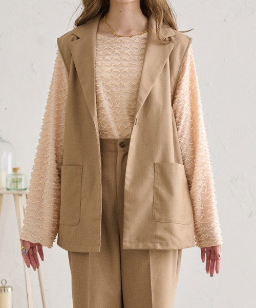 Ambre Neige(アンブルネージュ)の「【ユニセックス】スリットテーラージレ/WEB/EC限定商品(ベスト・レディース・ベージュ/アイボリー・MEDIUM/LARGE)」の10枚目の写真