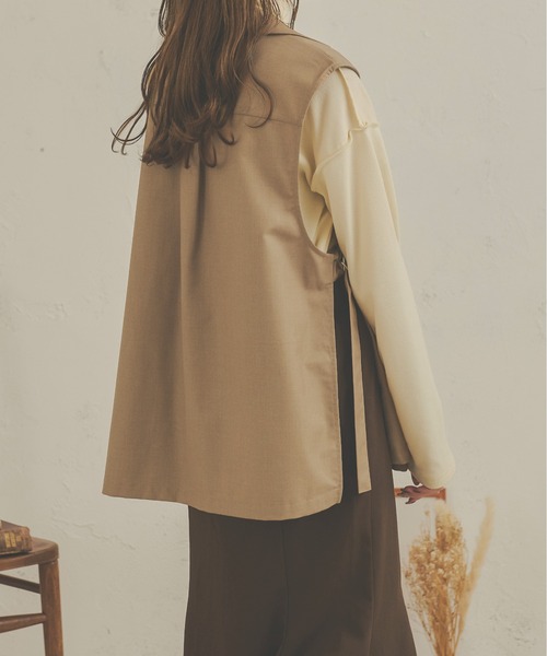 Ambre Neige(アンブルネージュ)の「【ユニセックス】スリットテーラージレ/WEB/EC限定商品(ベスト・レディース・ベージュ/アイボリー・MEDIUM/LARGE)」の13枚目の写真