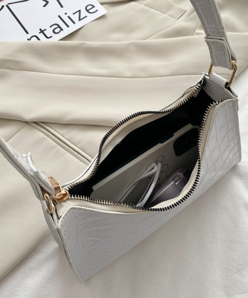 NiiNa(ニーナ)の「【NiiNa】ワンハンドルクロコバッグ(ハンドバッグ・レディース・ホワイト/ブラック/ピンク/グリーン/イエロー・FREE)」の11枚目の写真