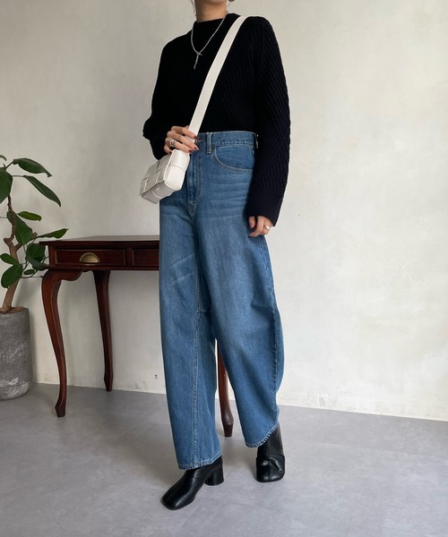DouDou(ドゥドゥ)の「【WEB限定】 ダイヤ柄ハイネックプルオーバー(ニット/セーター・レディース・ベージュ/ブラック/ブルー/イエロー・FREE)」の5枚目の写真