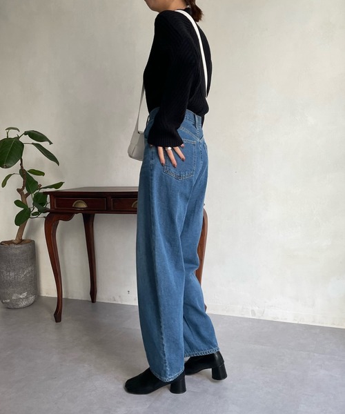 DouDou(ドゥドゥ)の「【WEB限定】 ダイヤ柄ハイネックプルオーバー(ニット/セーター・レディース・ベージュ/ブラック/ブルー/イエロー・FREE)」の7枚目の写真