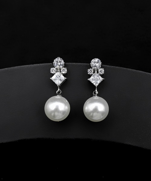DRESS PLUS（ドレスプラス）の「ピアス アクセサリー パーティーピアス レディース 結婚式（ピアス（両耳用）・レディース・ホワイト・フリー）」の3枚目の写真