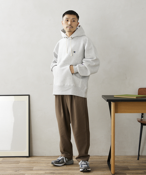 Champion(チャンピオン)の「【CHAMPION / チャンピオン】別注リバースウィーブ パーカー(パーカー・メンズ・ホワイト/グレー/アイボリー/ブラック・MEDIUM/LARGE/X-LARGE)」の6枚目の写真