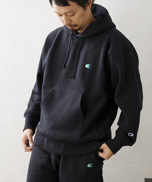 Champion(チャンピオン)の「【CHAMPION / チャンピオン】別注リバースウィーブ パーカー(パーカー・メンズ・ホワイト/グレー/アイボリー/ブラック・MEDIUM/LARGE/X-LARGE)」の15枚目の写真