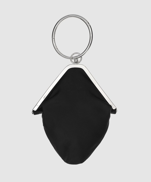 GANNI(ガニー)の「Diamond Bangle Clutch(ハンドバッグ・レディース・ブラック・ONE SIZE)」の2枚目の写真