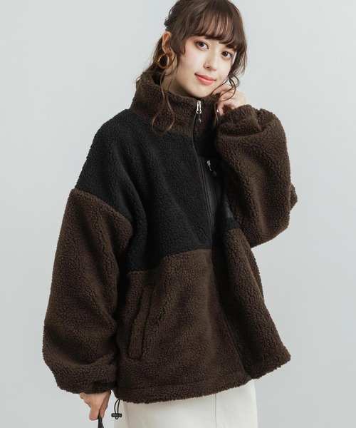 Rocky Monroe（ロッキーモンロー）の「オーバーサイズ ボアフリースブルゾン ジップアップジャケット（ブルゾン・レディース・ブラウン/グレー/グリーン/マスタード/ブラック×グレー/ホワイト×グリーン/ホワイト×ブルー/ホワイト×ブラック/ホワイト×グレー/ブラック×パープル/レッド・L/M/XL）」の8枚目の写真