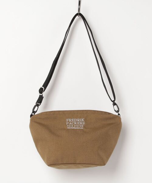 FREDRIK PACKERS（フレドリックパッカーズ）の「FREDRIK PACKERS / フレドリックパッカーズ / 1000D FAM SHOULDER <M>（ショルダーバッグ・レディース・ホワイト/レオパード/ブラック/オリーブ/ブラウン系その他・ONESIZE）」の15枚目の写真