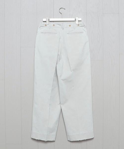 H　BEAUTY&YOUTH UNITED ARROWS（エイチビューティーアンドユースユナイテッドアローズ）の「＜H＞AUTHENTIC CHINO TROUSERS/パンツ（チノパンツ・メンズ・ベージュ・S/M/L）」の2枚目の写真