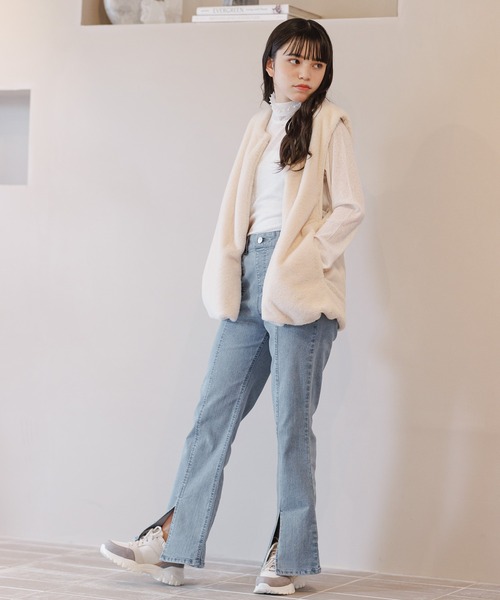 GLOBAL WORK(グローバルワーク)の「ファーベスト/AND YUA ANY/176307(ベスト・キッズ・アイボリー/ベージュ・FREE)」の6枚目の写真