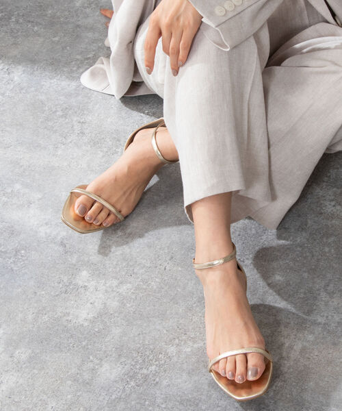【WEB限定カラーあり】ストラップサンダル