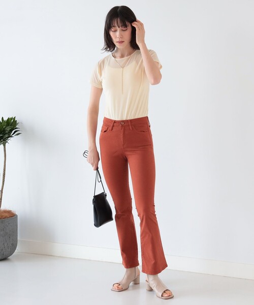 Ray BEAMS(レイビームス)の「Ray BEAMS / シアー ベロア ストレッチ Tシャツ(Tシャツ/カットソー・レディース・オフホワイト/ライトブルー/ピンク・ONE SIZE)」の4枚目の写真