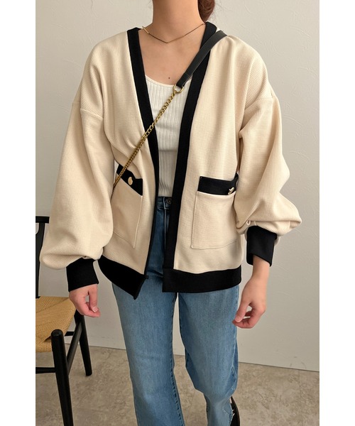 palm RICHE（ポームリシュ）の「バイカラーワッフルカーデ（カーディガン/ボレロ・レディース・グリーン/ブラック/アイボリー・M）」の14枚目の写真