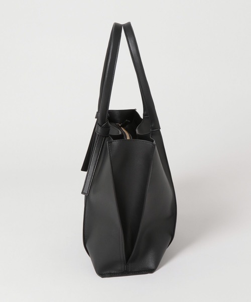 LEPSIM（レプシィム）の「【ゼロかる】A4トートバッグ　176622（トートバッグ・レディース・ブラック/ベージュ/アイボリー・ONE SIZE）」の9枚目の写真