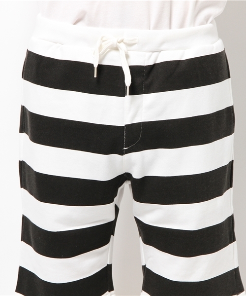 WEGO（ウィゴー）の「WEGO/スウェットイージーショーツ（その他パンツ・メンズ・杢グレー/ブラック系その他/トリコロール/ホワイト/その他1/ネイビー/ブルー系その他/ホワイト系その他・MEDIUM/LARGE/X-LARGE）」の16枚目の写真