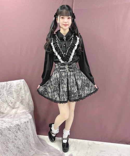 ROJITA(ロジータ)の「ラッフルフリル配色ブラウス(シャツ/ブラウス・レディース・ホワイト/ピンク/ブラック・FREE)」の5枚目の写真