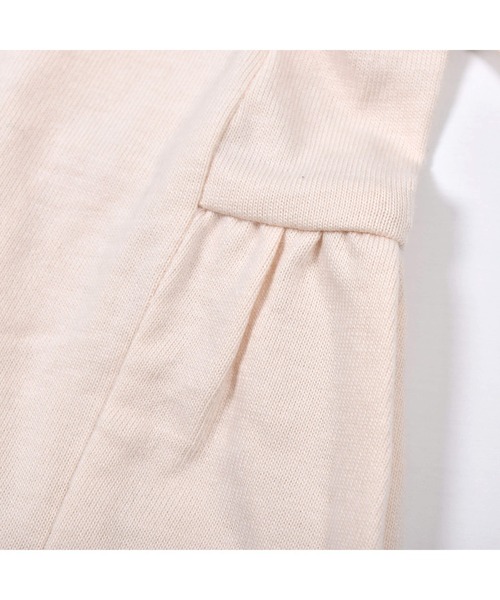 Noeil aime BeBe(ノイユエイムベベ)の「Noeil aime BeBe/後ろ ギャザー マカロン 天竺 Tシャツ (80~130cm)(Tシャツ/カットソー・キッズ・ベージュ/パープル・110/80/90/130/120/100)」の4枚目の写真