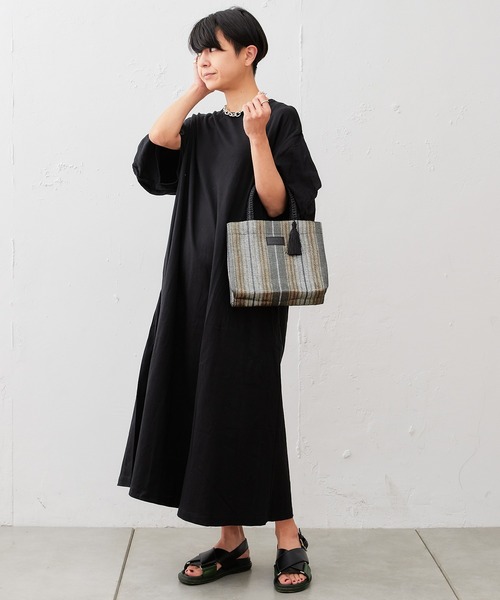 Actually（アクチュアリー）の「マルチストライプ ミニトート（トートバッグ・レディース・ブラック/グリーン・フリー）」の13枚目の写真