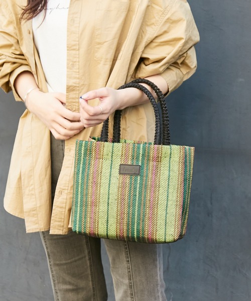 Actually（アクチュアリー）の「マルチストライプ ミニトート（トートバッグ・レディース・ブラック/グリーン・フリー）」の15枚目の写真