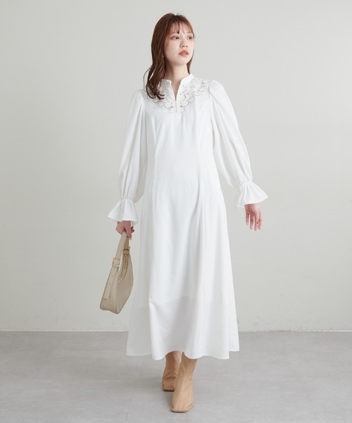 natural couture（ナチュラルクチュール）の「オケージョン対応可能 / ビンテージモチーフレース切替ワンピース（ドレス・レディース・オフホワイト/モカ/イエロー・FREE）」の7枚目の写真