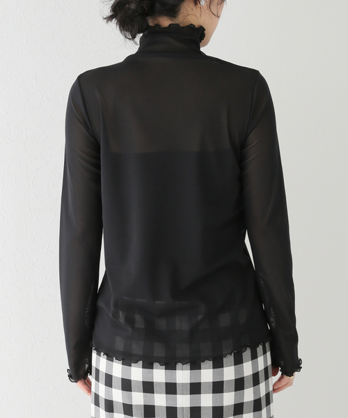 La TOTALITE(ラトータリテ)の「シアーハイネックカットソー(Tシャツ/カットソー・レディース・ベージュ/ホワイト/ブラック・FREE)」の7枚目の写真