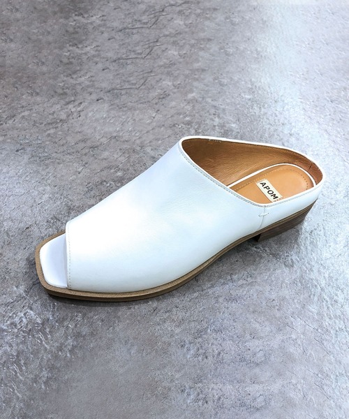 enchanted(エンチャンテッド)の「《APOM》本革カバーミュールサンダル(サンダル・レディース・ホワイト/ブラック/ベージュ・35/36/37/38/39/40)」の11枚目の写真